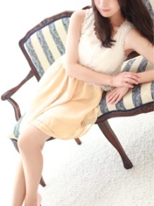 新横浜人妻セレブリティ りまさん