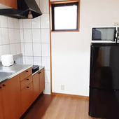 人妻熟女の秘密の関係からの写真投稿 - 寮の広くて綺麗なキッチン